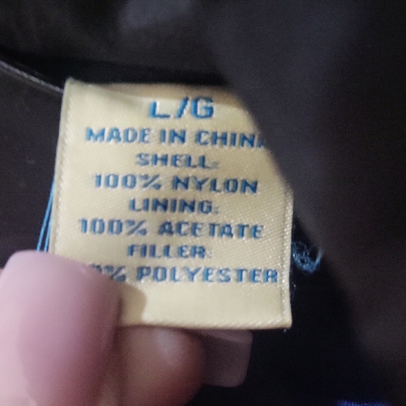 Men's Tommy Bahama Navy Quilted Vest - Picture 2 of 8